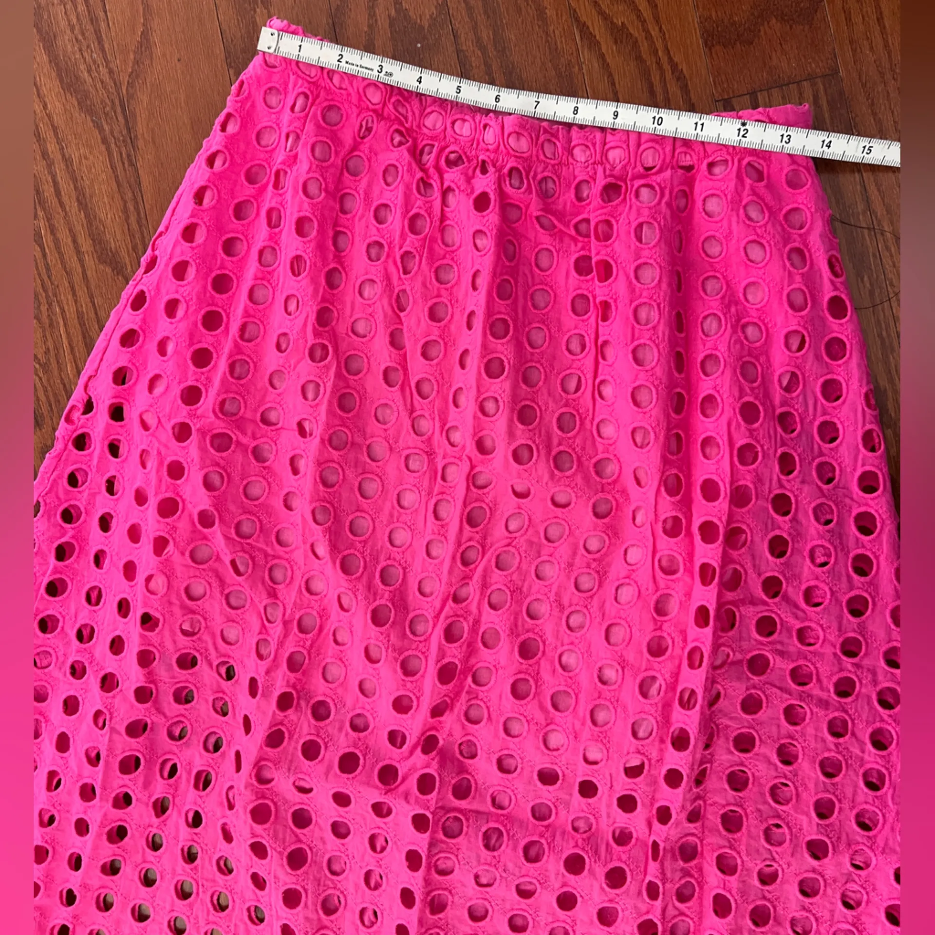 TUCKERNUCK Tan Cotton Eyelet Eve Skirt -S
Pink Women's Skirt - Image 3