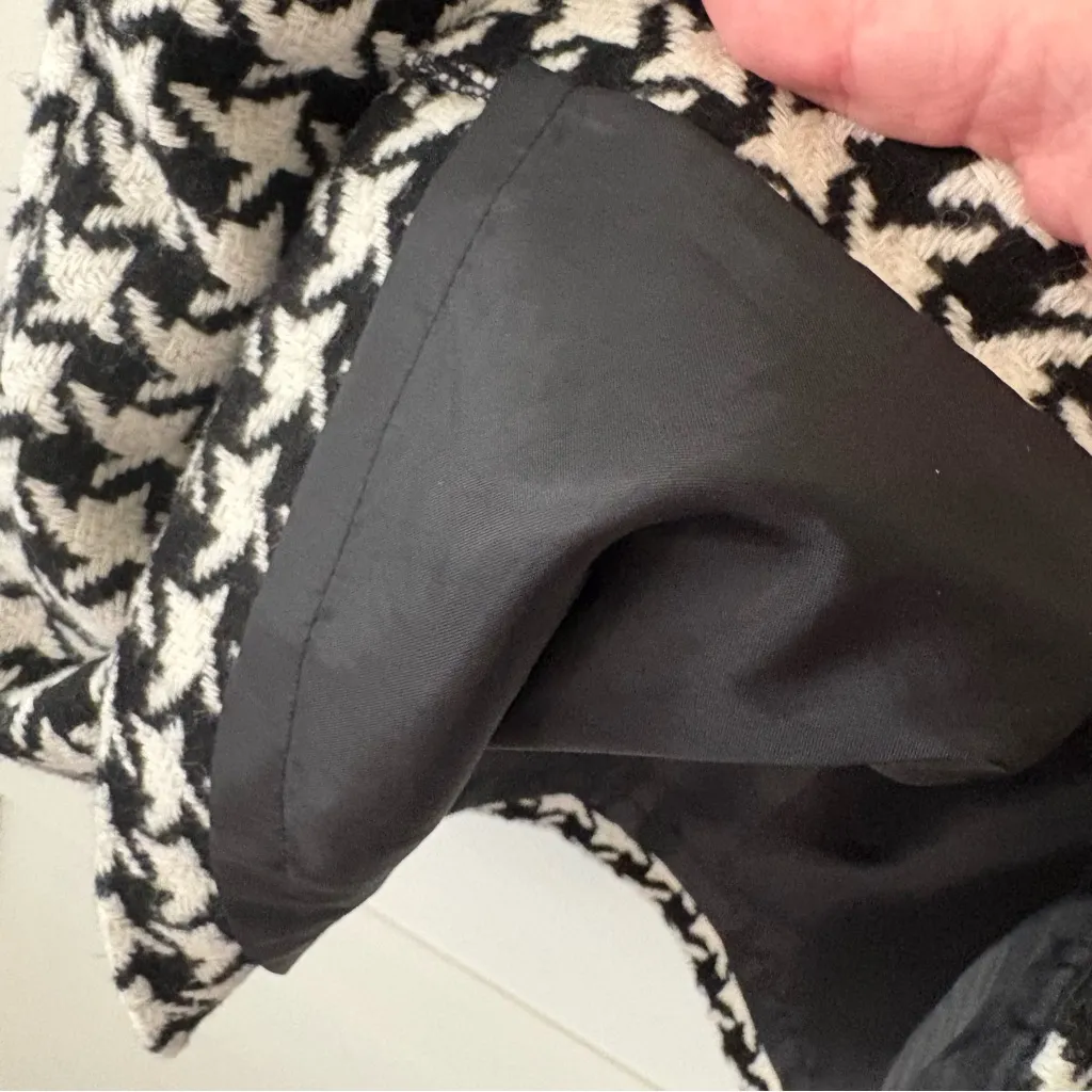 Talbots Houndstooth Wool Blend Pencil Skirt. Size 14P. - Image 8