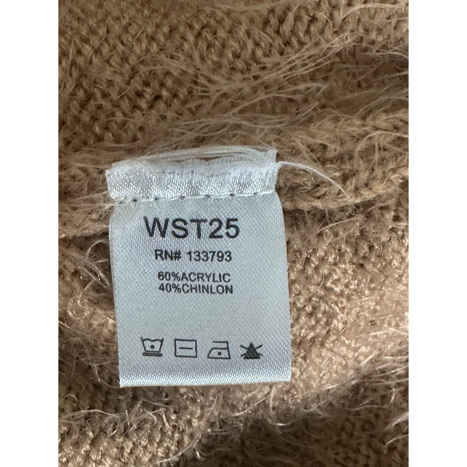 Pol Women's Tan Fuzzy Turtleneck Sweater Size Large - Image 8