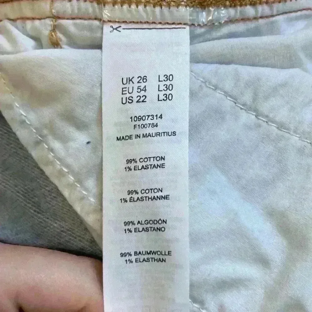 ASOS light wash distressed jeans in size 48 inches - Image 7