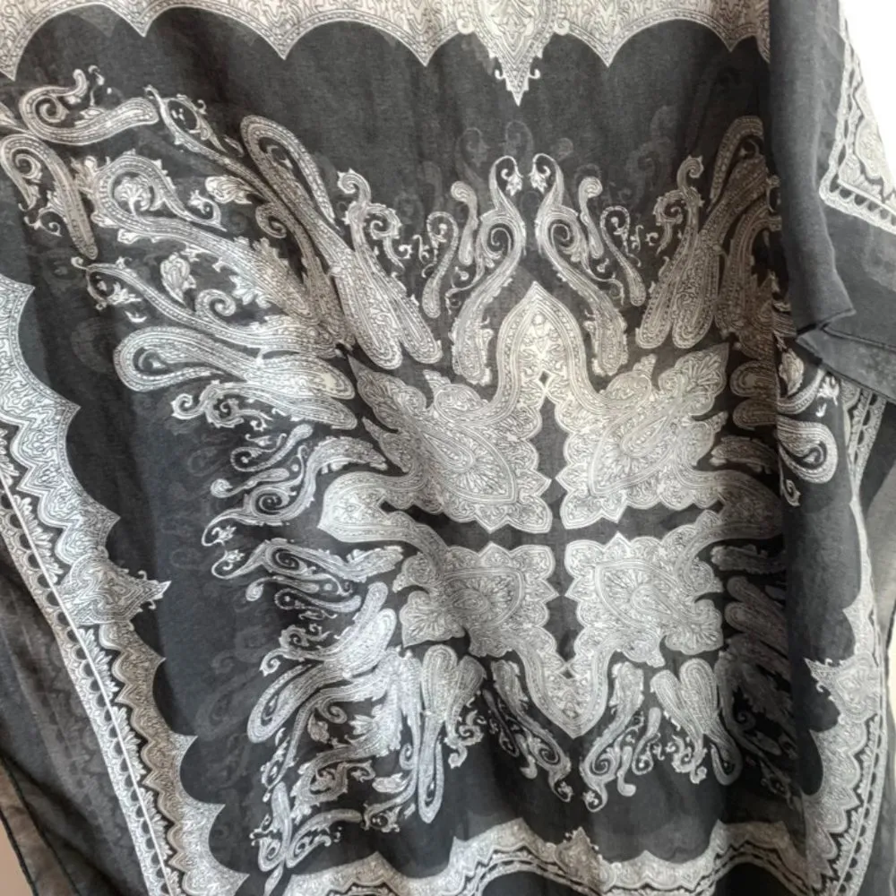 Charming Charlie Gray & White Patterned Scarf - Image 4