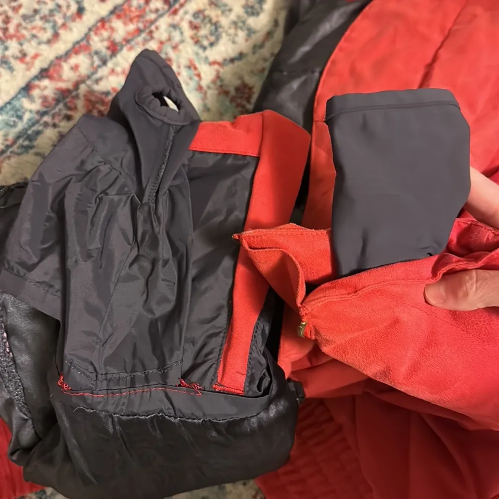 Burton Dry Ride Red Snowboard/Ski Jacket Small - Image 16