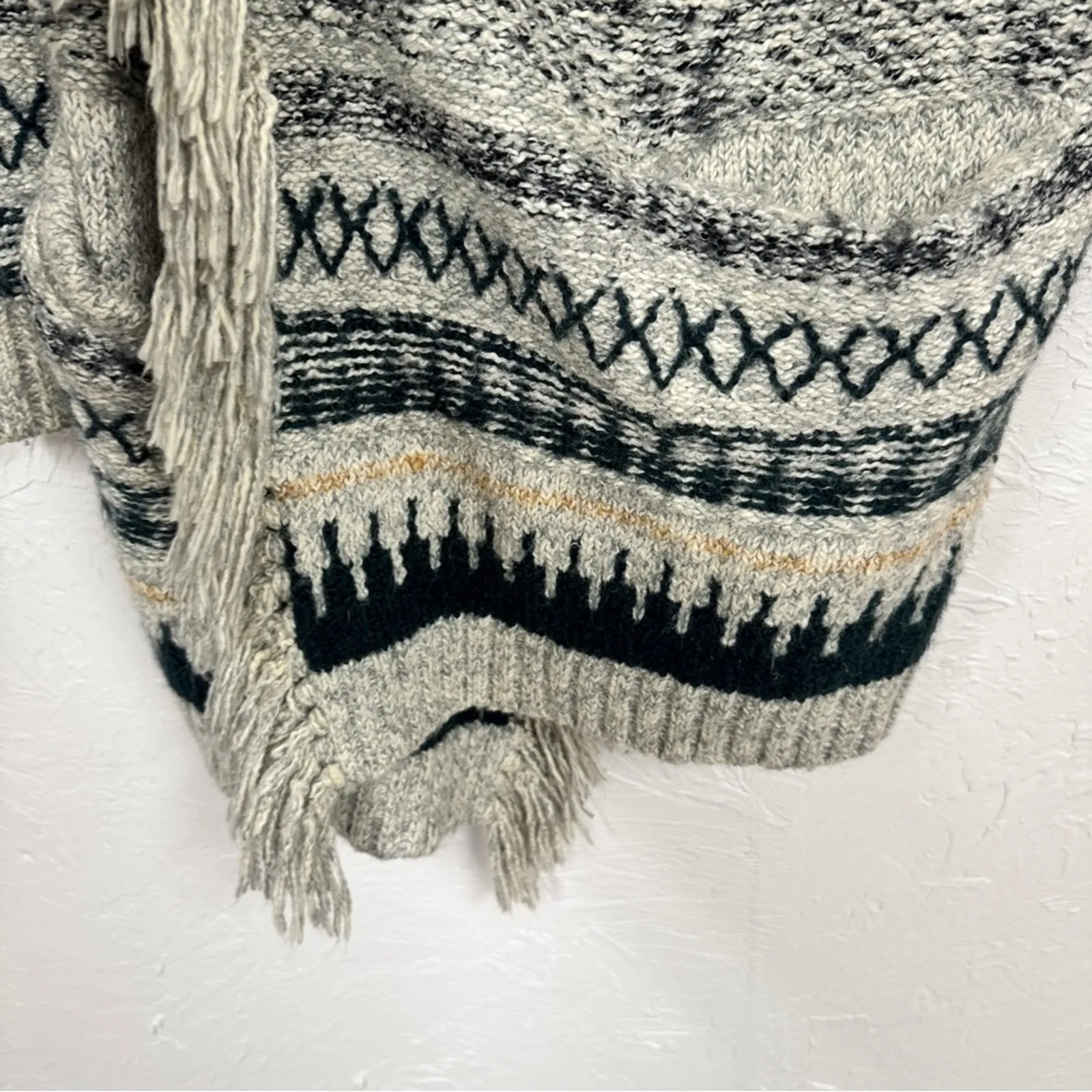 Cabi Blue Grey Shetland Fringe Cardigan Sweater Womens XS Boho Cozy Duster - Image 5