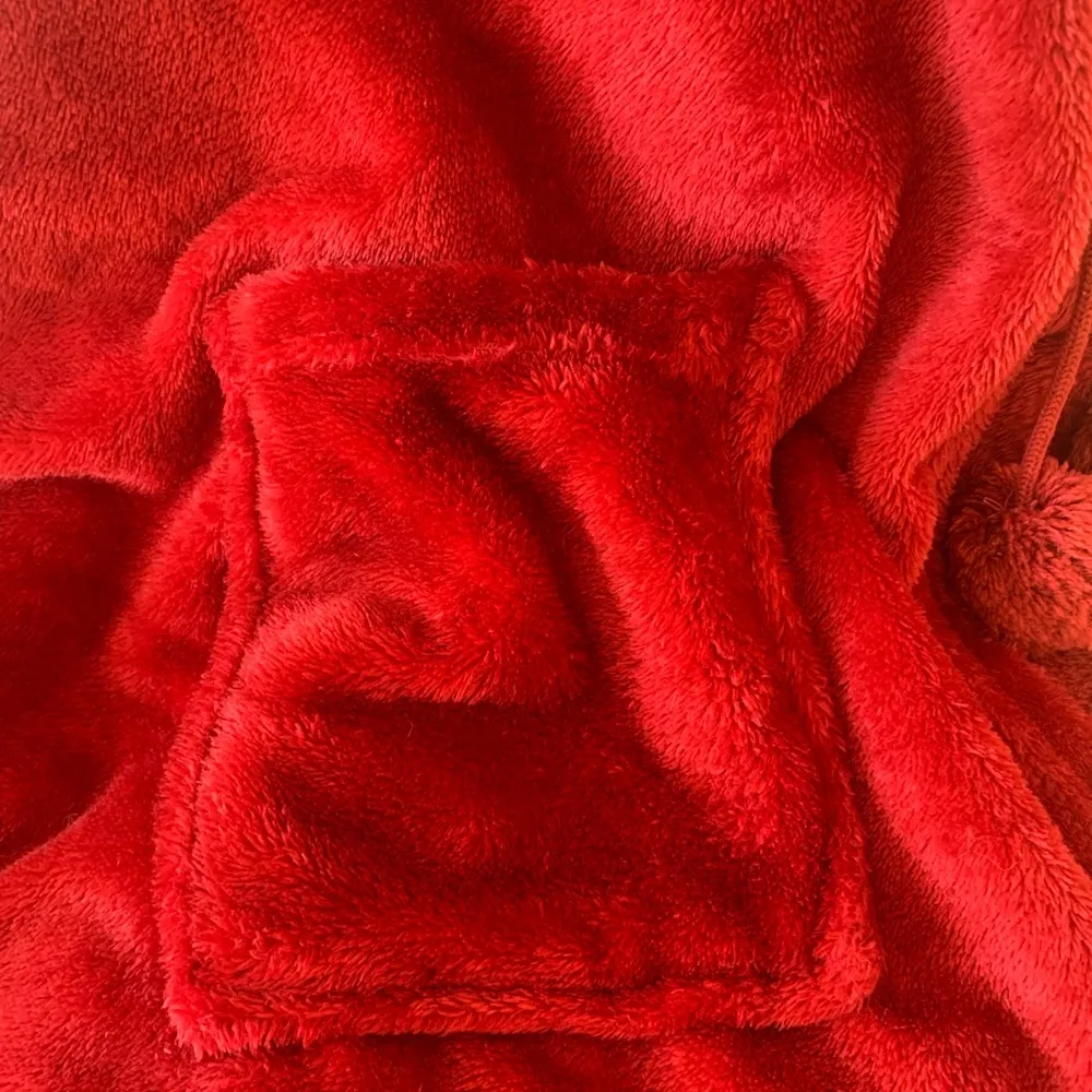 Red Faux Fur Shawl Size undefined - Image 3