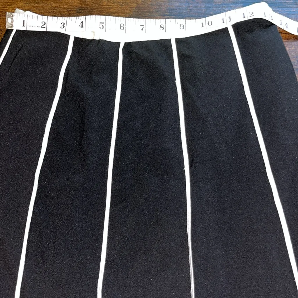 Elegant Black and White Skirt Classic Short Skirt - Image 5