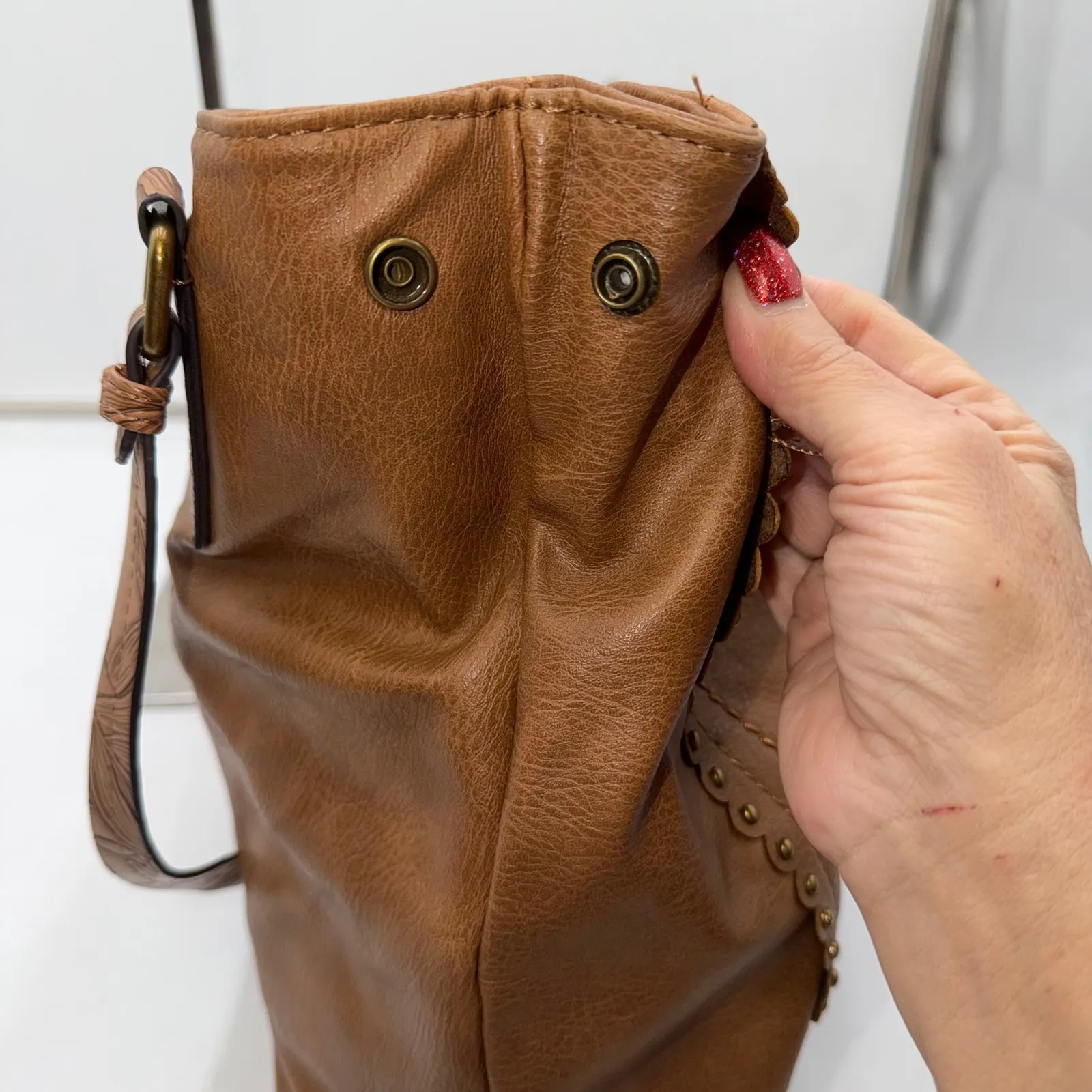 Darcy Marks London Brown Faux Leather Embossed Tassel Hobo Shoulder Bag - Image 6