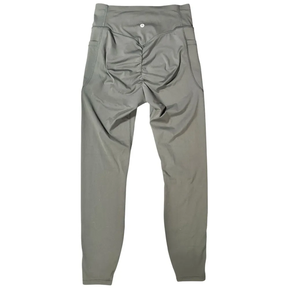 HALARA High-Waisted SO Cinched 7/8 Leggings in Grey w/Pockets - Image 2