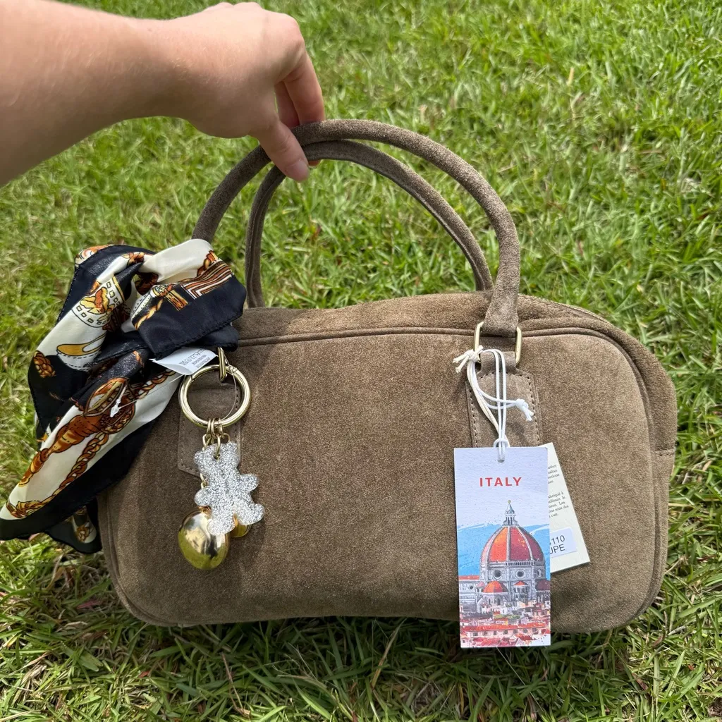 Isadora Elegant Brown taupe Women's suede Handbag made in Italy - Image 4