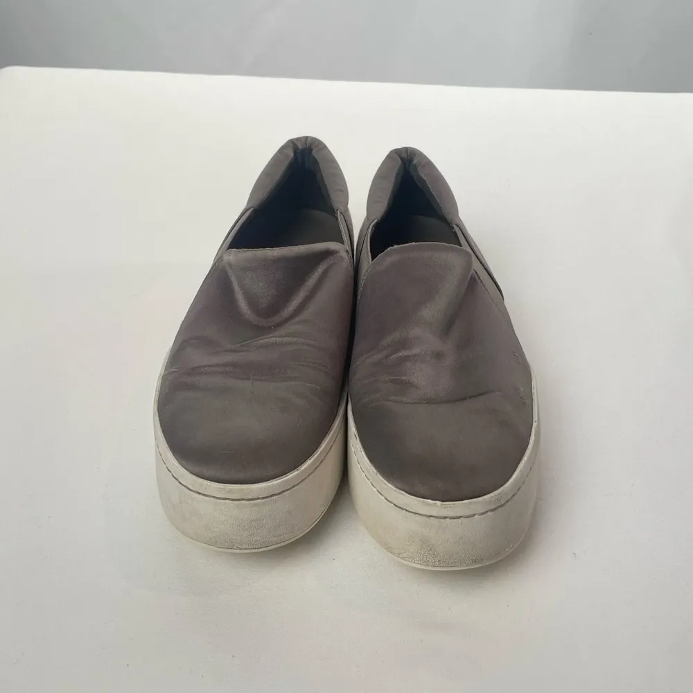 VINCE Warren Satin Platform Sneaker‎ in Grey Size 7 - Image 3