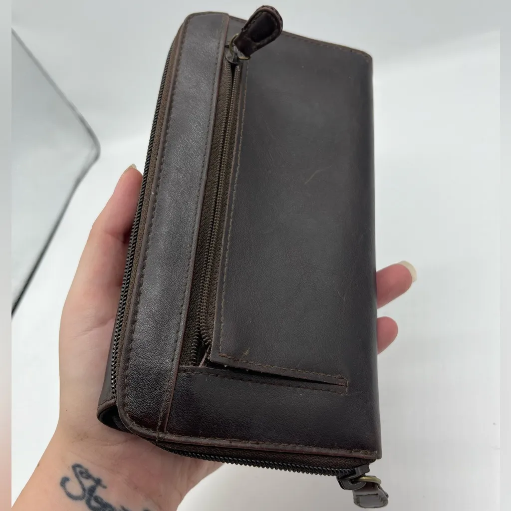 NWOT-Villager wallet - Image 5