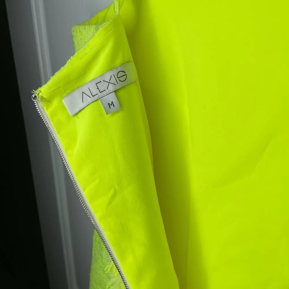 Alexis Bright Yellow Mini Sheath Dress Square Neck - Size M - Image 6