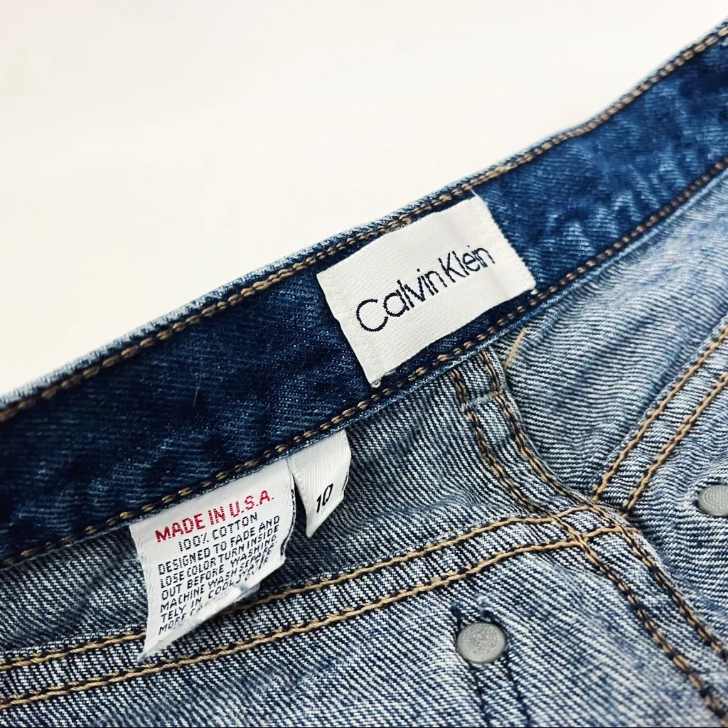Vintage 90’s Calvin Klein High-Rise Jeans | Size 28 - Image 10
