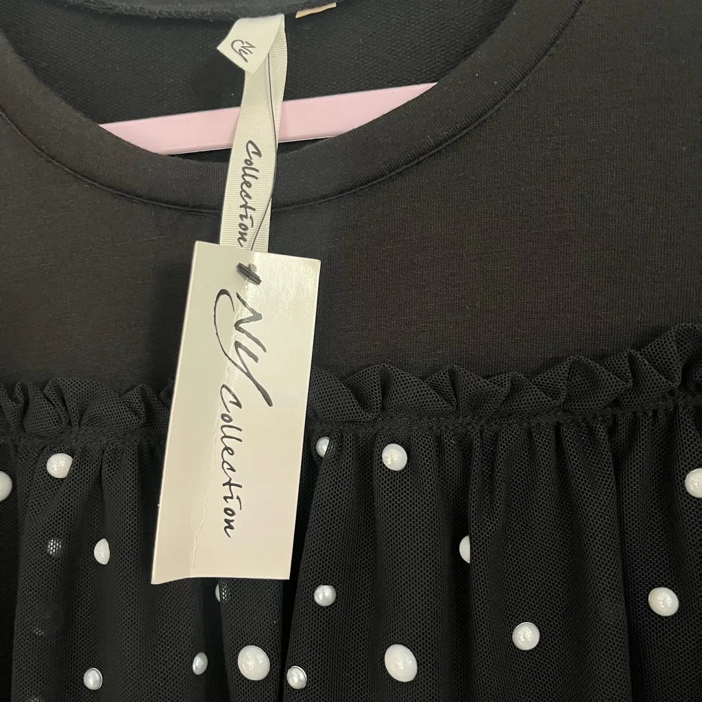 NY Collection Black Top with Polka Dot Ruffle - Image 5