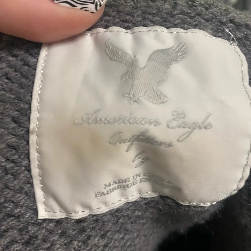 American Eagle  Sweater Large L Gray Short Sleeve Pullover Cowl Neck - Image 6