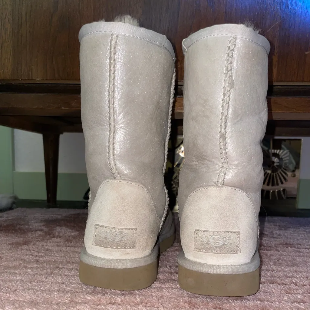 UGG  Sheepskin Boots - Image 4