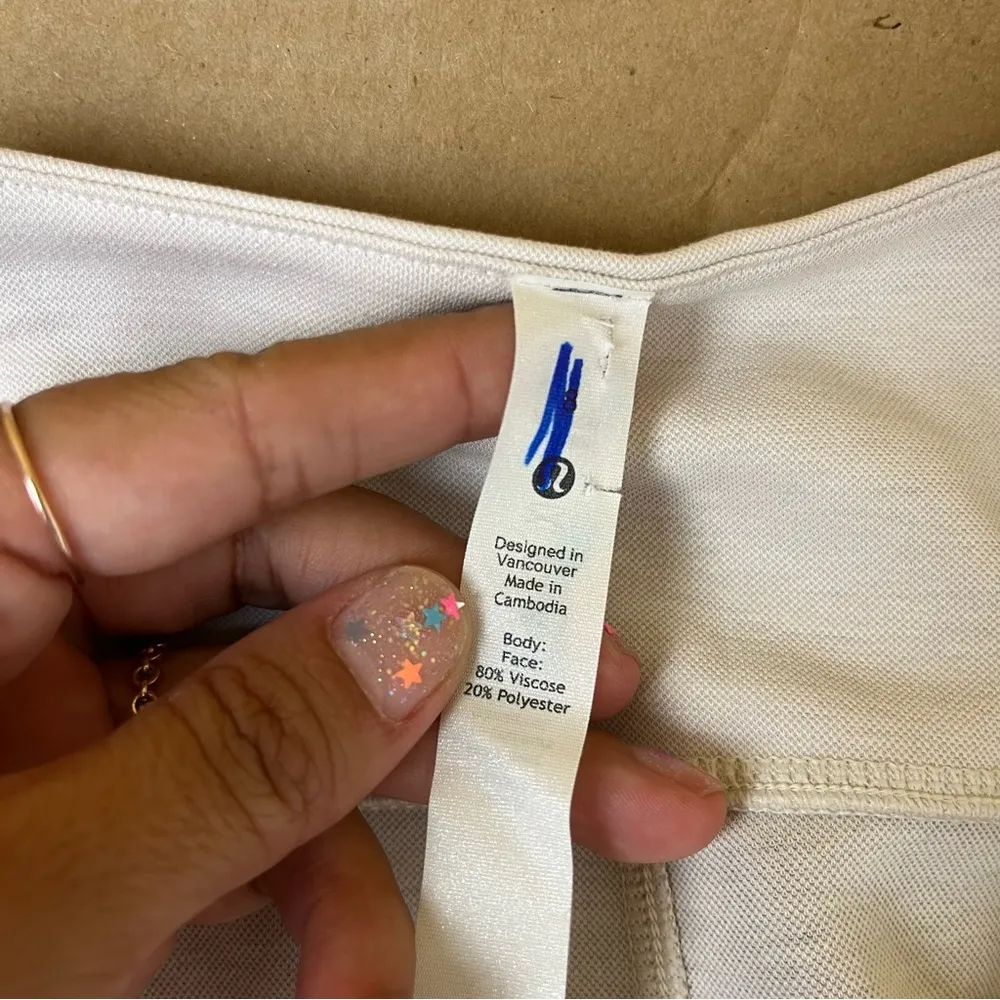 Lululemon  V Neck Beige Boxy Top - Image 8