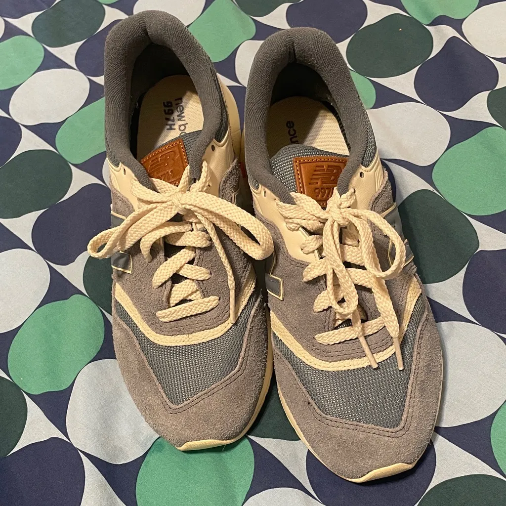 New Balance Athletic Shoes Unisex - Image 2