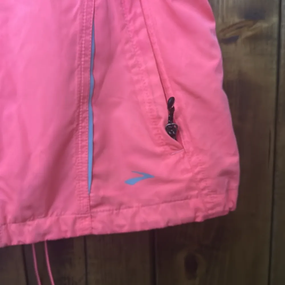 Brooks Nightlife Essential Run Vest II, Size M - Image 3