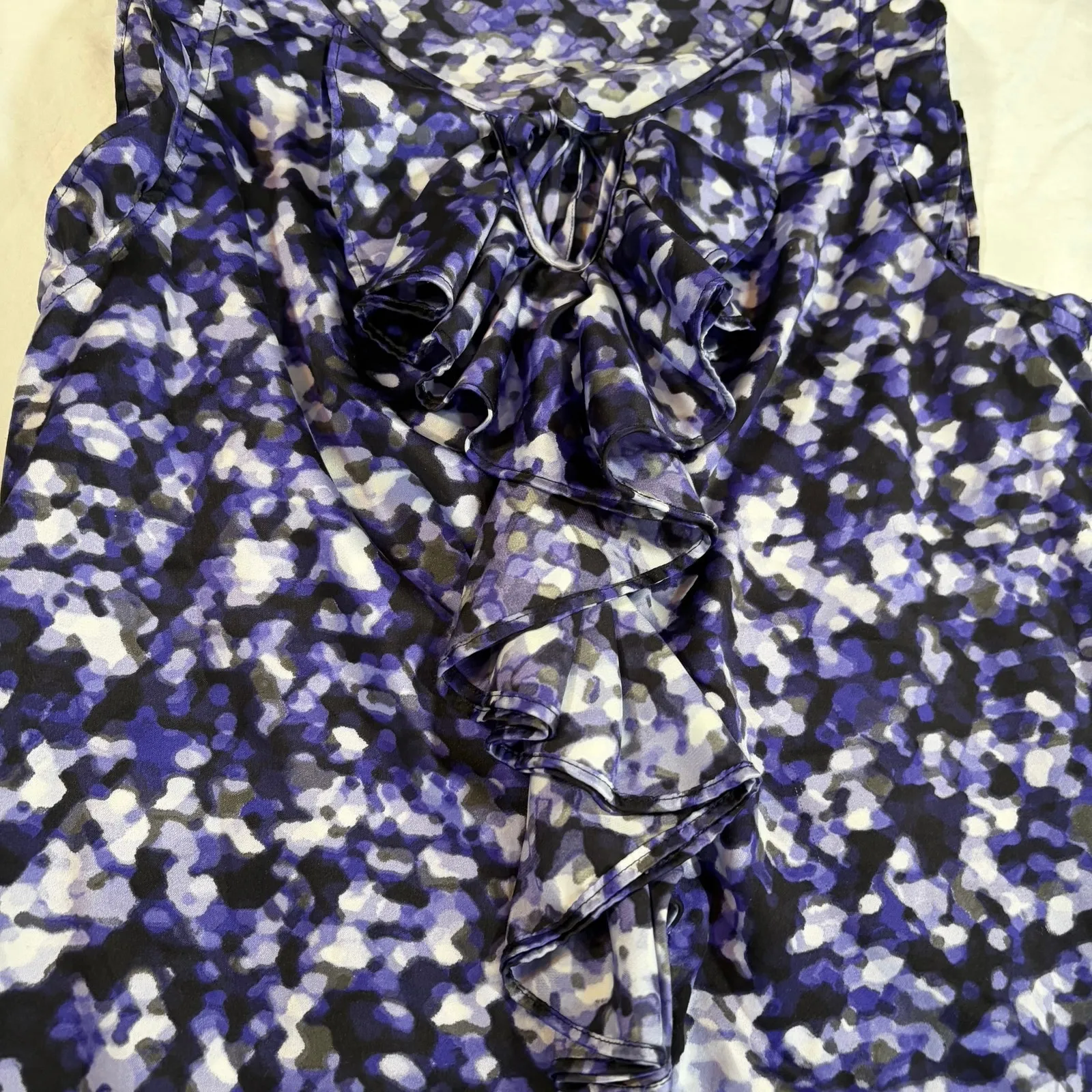 The Limited purple synthetic silk sleeveless top. Ruffle collar. Size S Y2K - Image 3