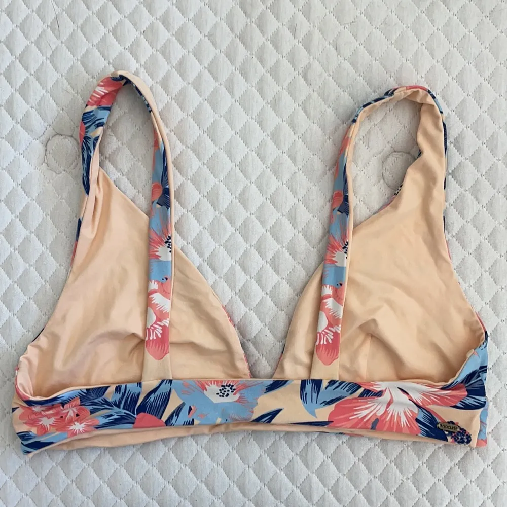 Rip curl Bikini top (reversible) - Image 2
