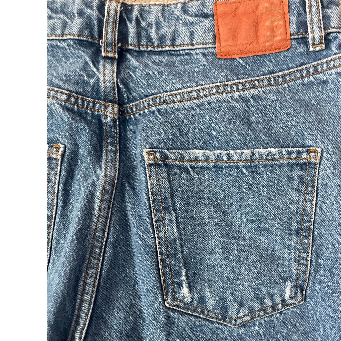 Zara Denim Ripped Mom Fit High Rise Frayed Hem Ankle Medium‎ Wash Jeans Size 6 - Image 7