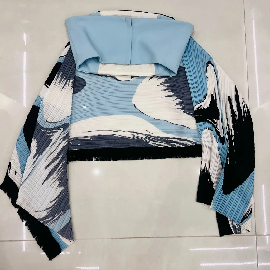 Solace London Blue/Black Abstract Print Crepe Pleated Svana Corset Top - Image 5