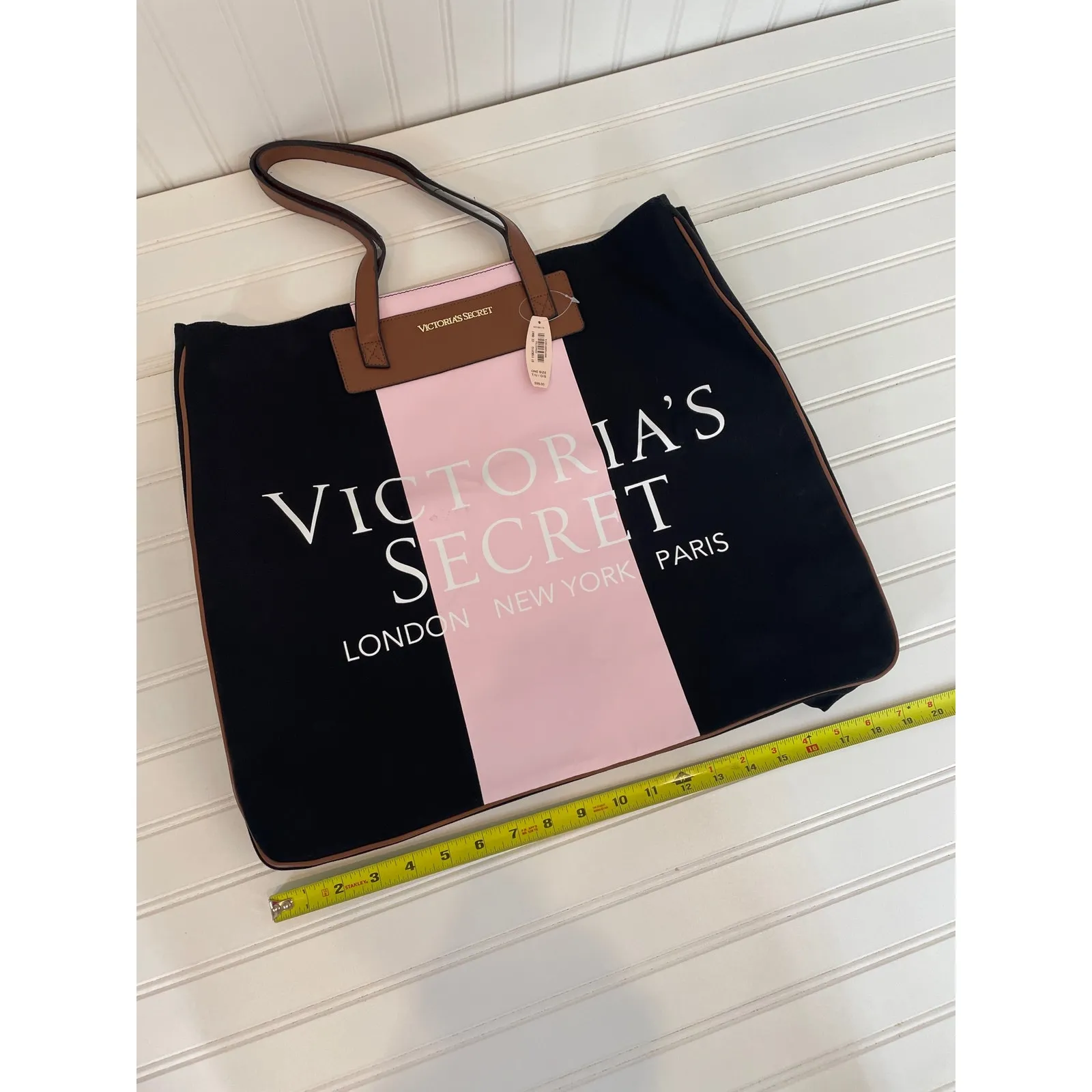 NWT Victoria's Secret Weekender Tote Bag Purse London New York Paris Black Pink - Image 6