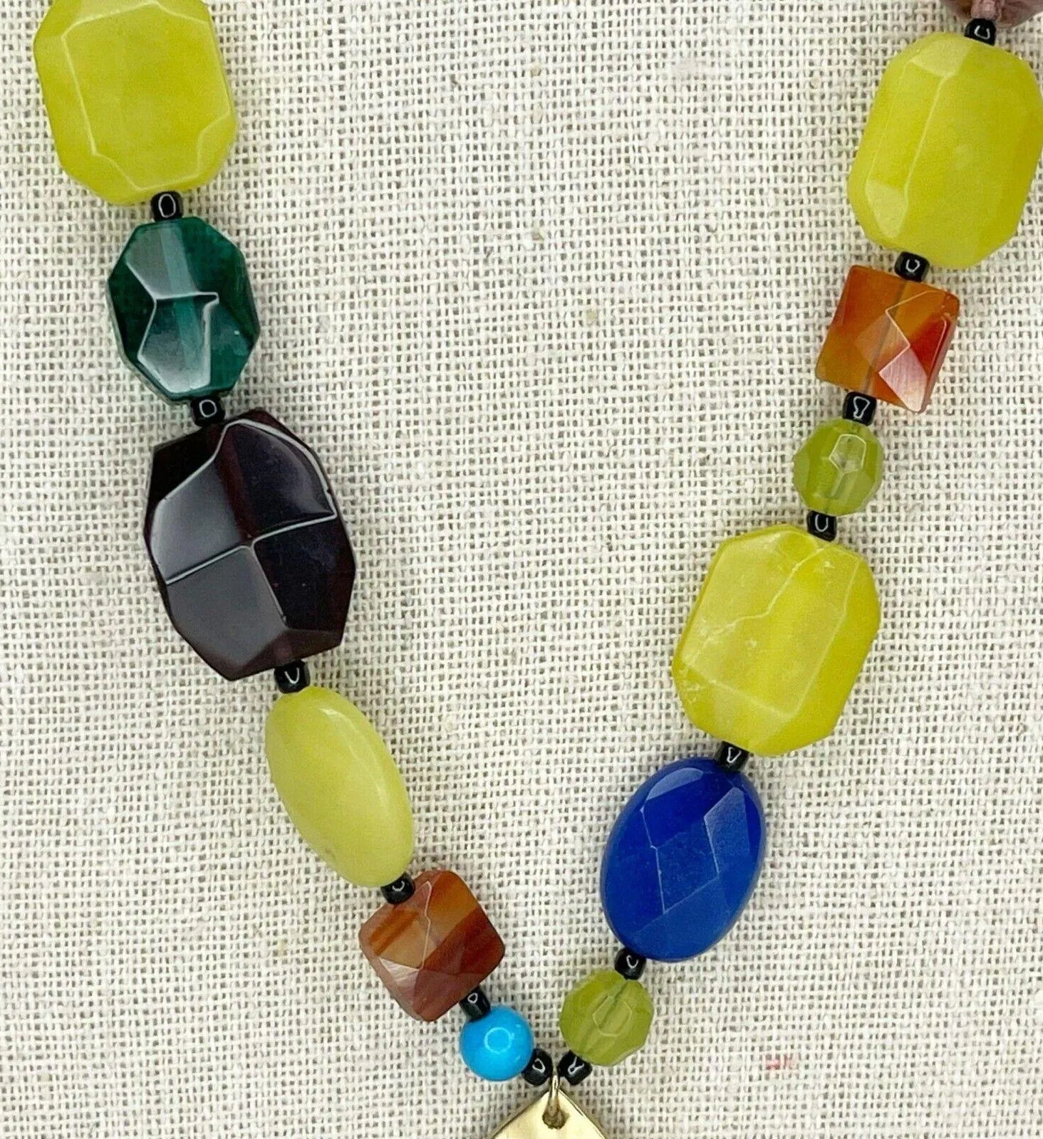 Chicos Colorful Beaded Gold Tone Hammered Teardrop Pendant Necklace ✨ - Image 7