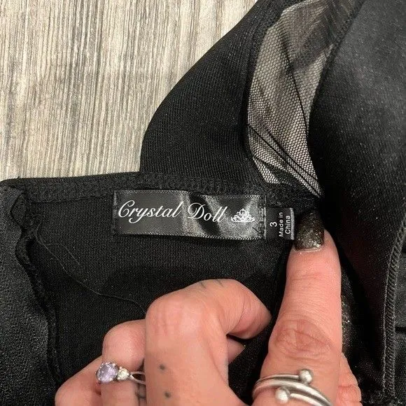 Crystal Doll Size 3 Women’s black blue and white maxi dress with zipper and clip - Image 4