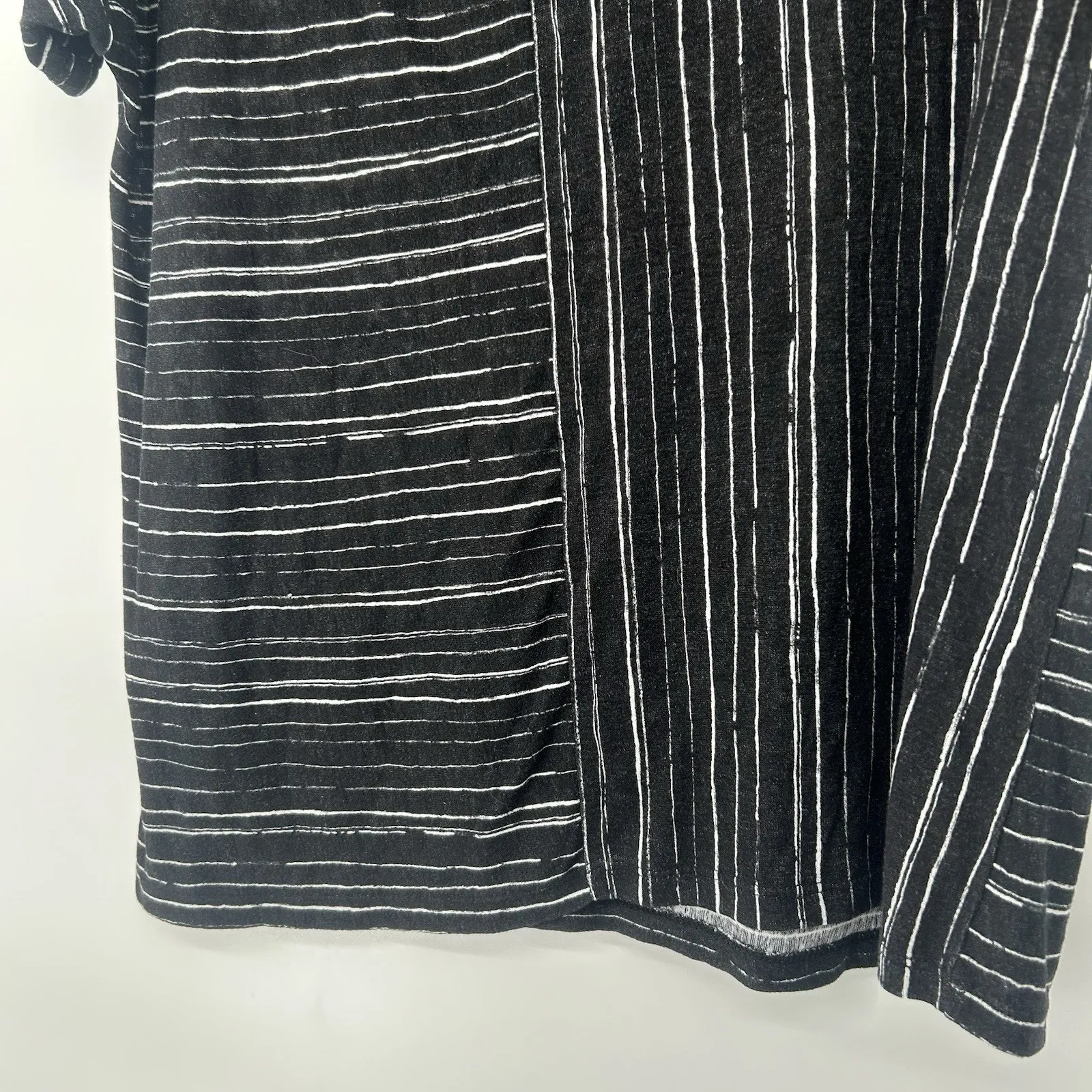 Chicos 3 Size XL Knit Top Black White Stripe Slouchy Drop Shoulder Art Casual - Image 4