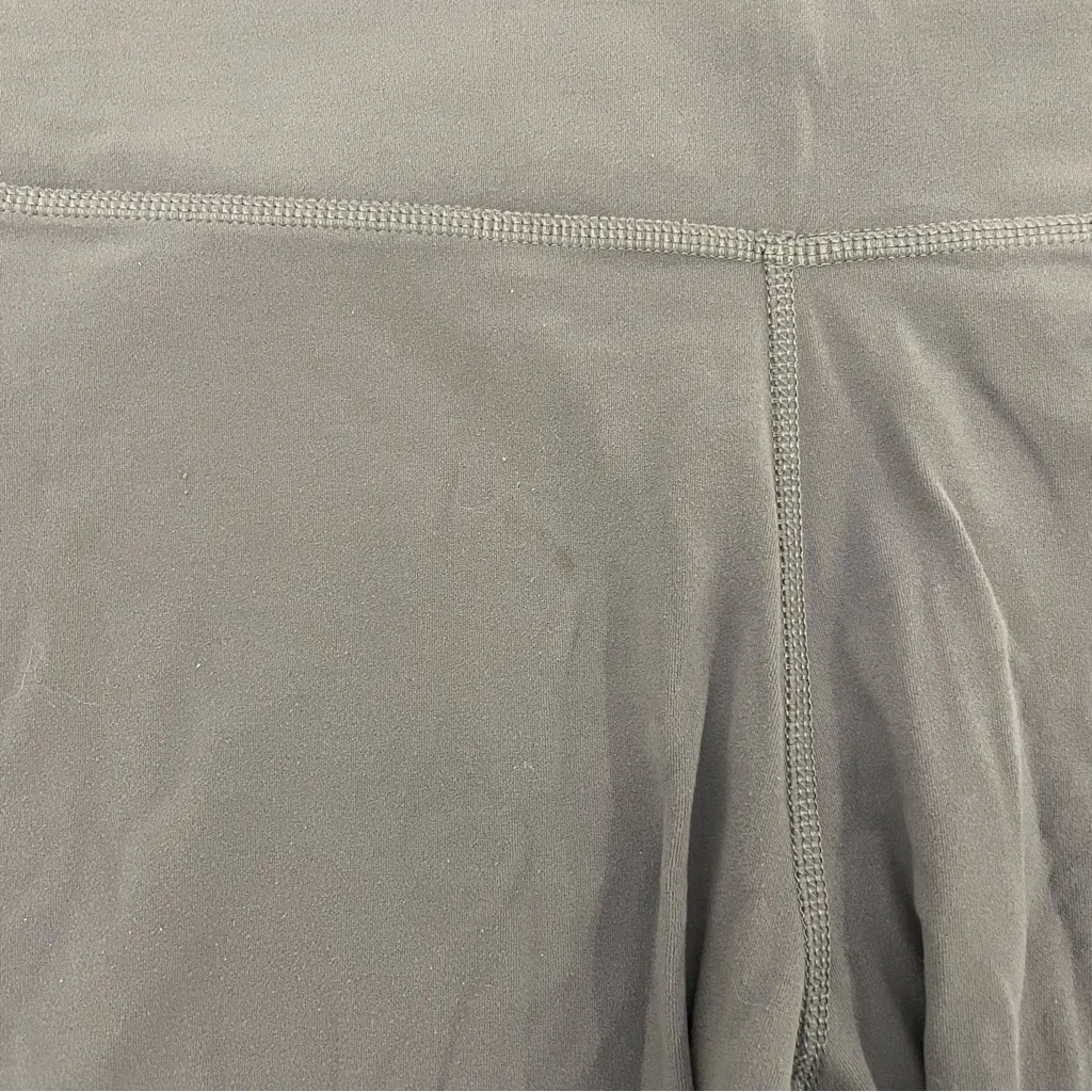 Nike Yoga Blue Biker Shorts Size Large - Image 4