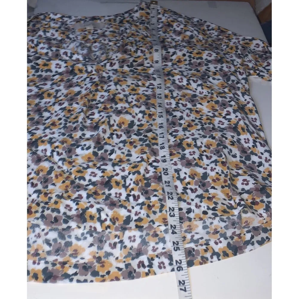 LOFT Floral Print V-Neck Blouse - Image 6