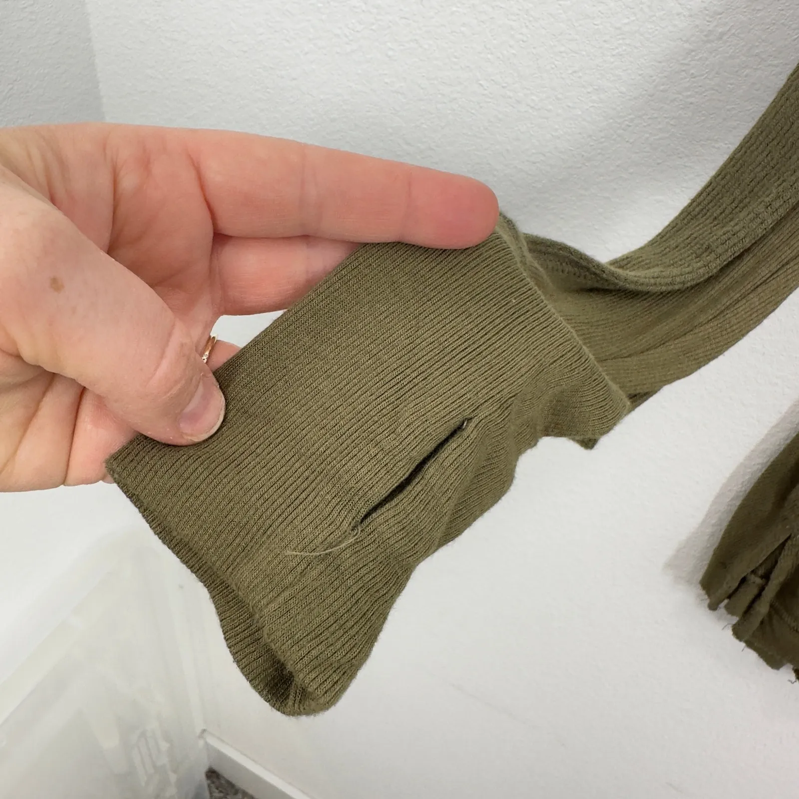 We The Free Thermal Waffleknit XS Olive Green‎ Long Sleeve Thumb Hole Layering - Image 7