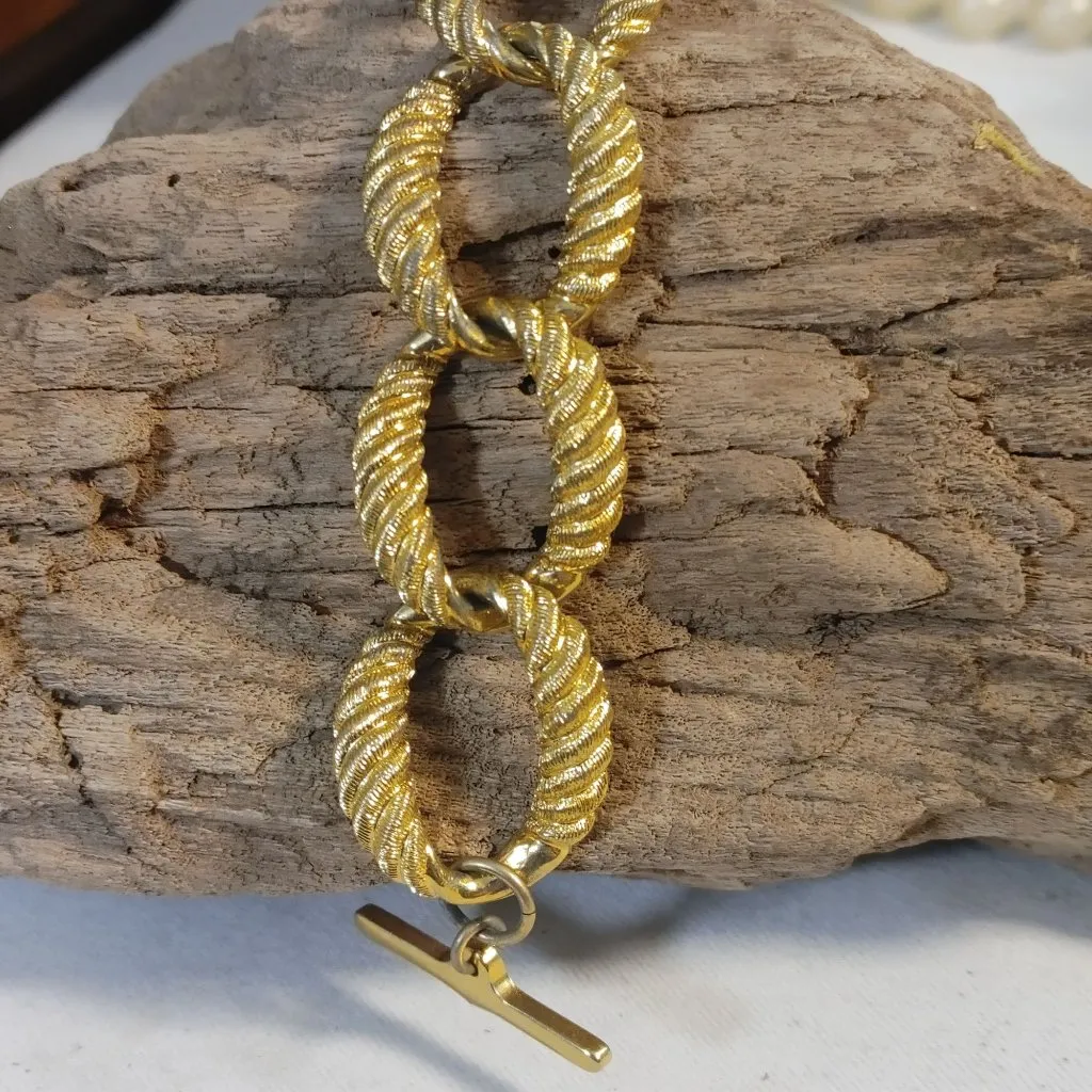 Anne Klein Vintage Gold Tone Rope Chain Link Bracelet Twist Chucky Stamped Charm - Image 2