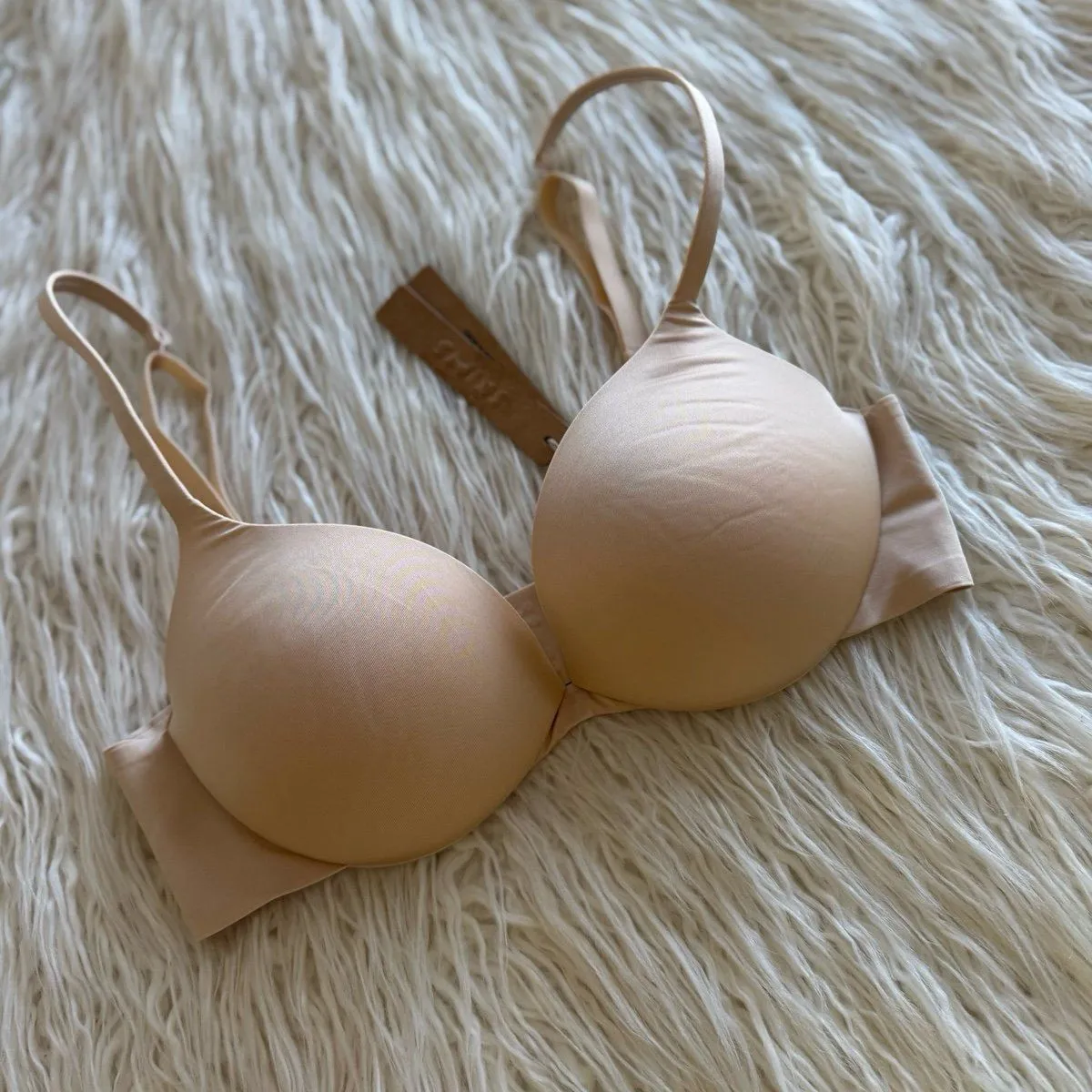 Skims Ultimate Push up Plunge Bra Sand Size 32C - Image 3