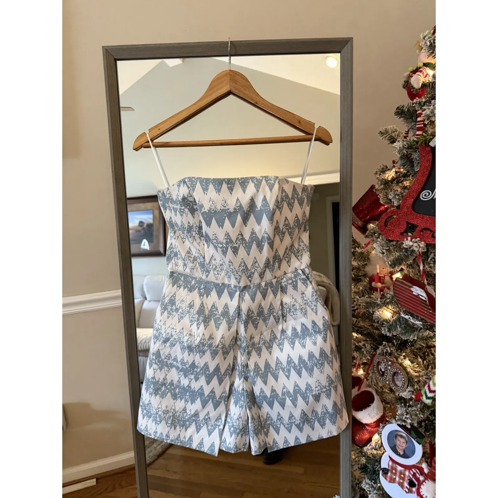 Chevron Print Strapless Romper by 1.State Size 4. Worn By Paige On Royal Pains - Image 4