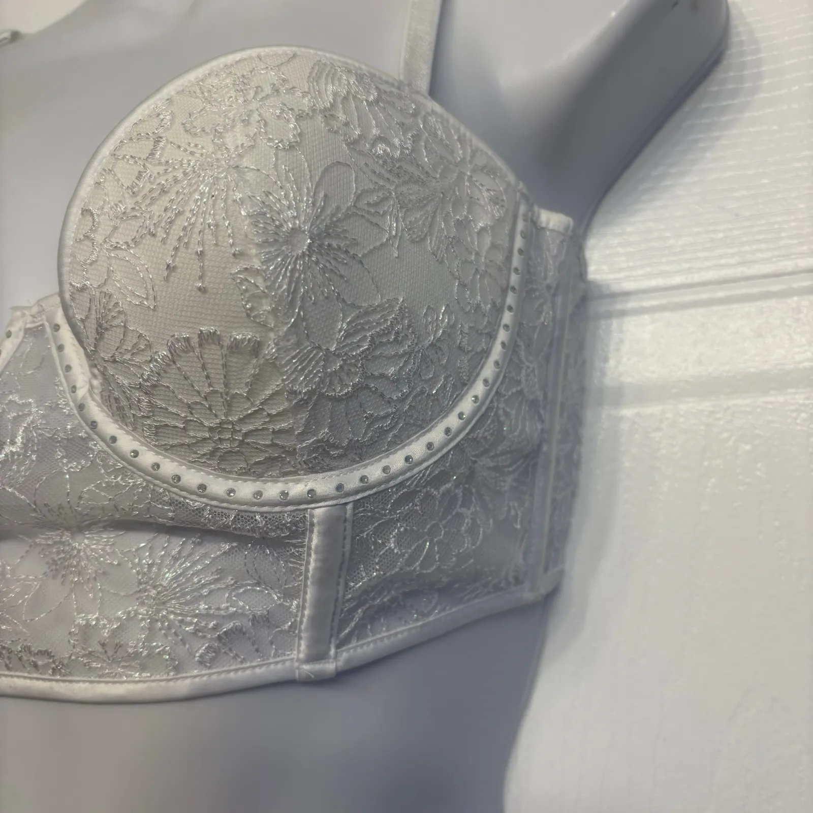 Victoria's Secret Balconette Corset White Lace Bustier Longline Bra Size 34C NEW - Image 3