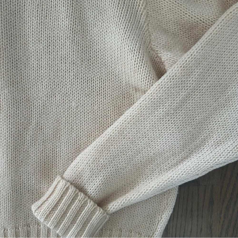 Vintage Talbots 100% Wool Heavyweight Crew Neck Cardigan Sweater in Cream Large - Image 8