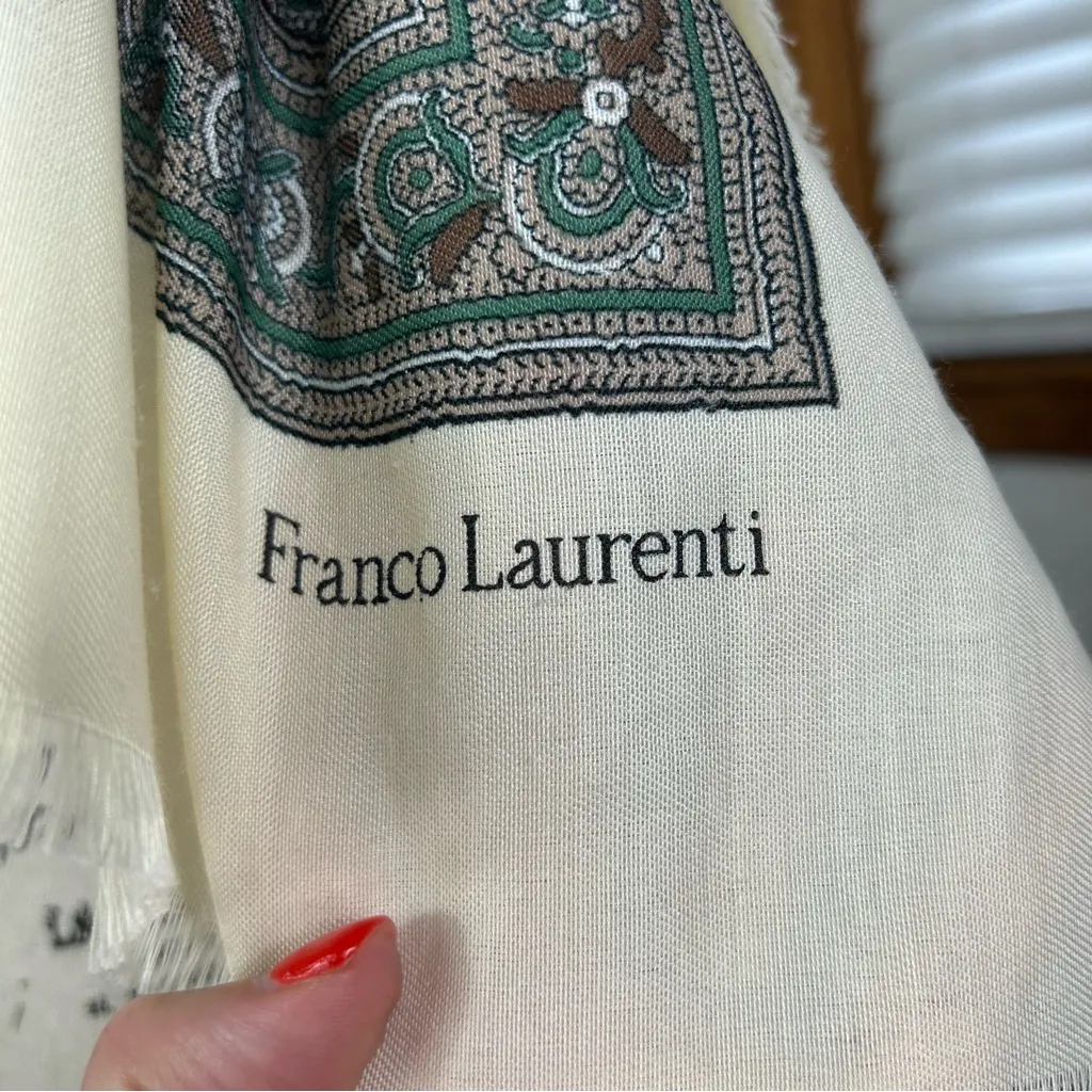 VTG Franco Laurenti Red Rose Design Ivory Italian Scarf Large Square 44”x44” - Image 2