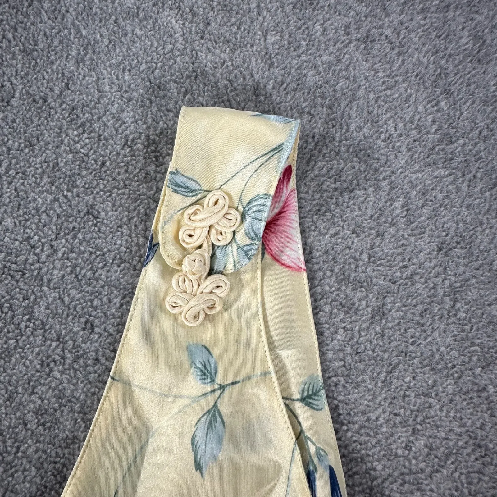 Intimate Essentials Vintage 90's Satin Slip Gown Women's Medium Yellow Floral - Image 2