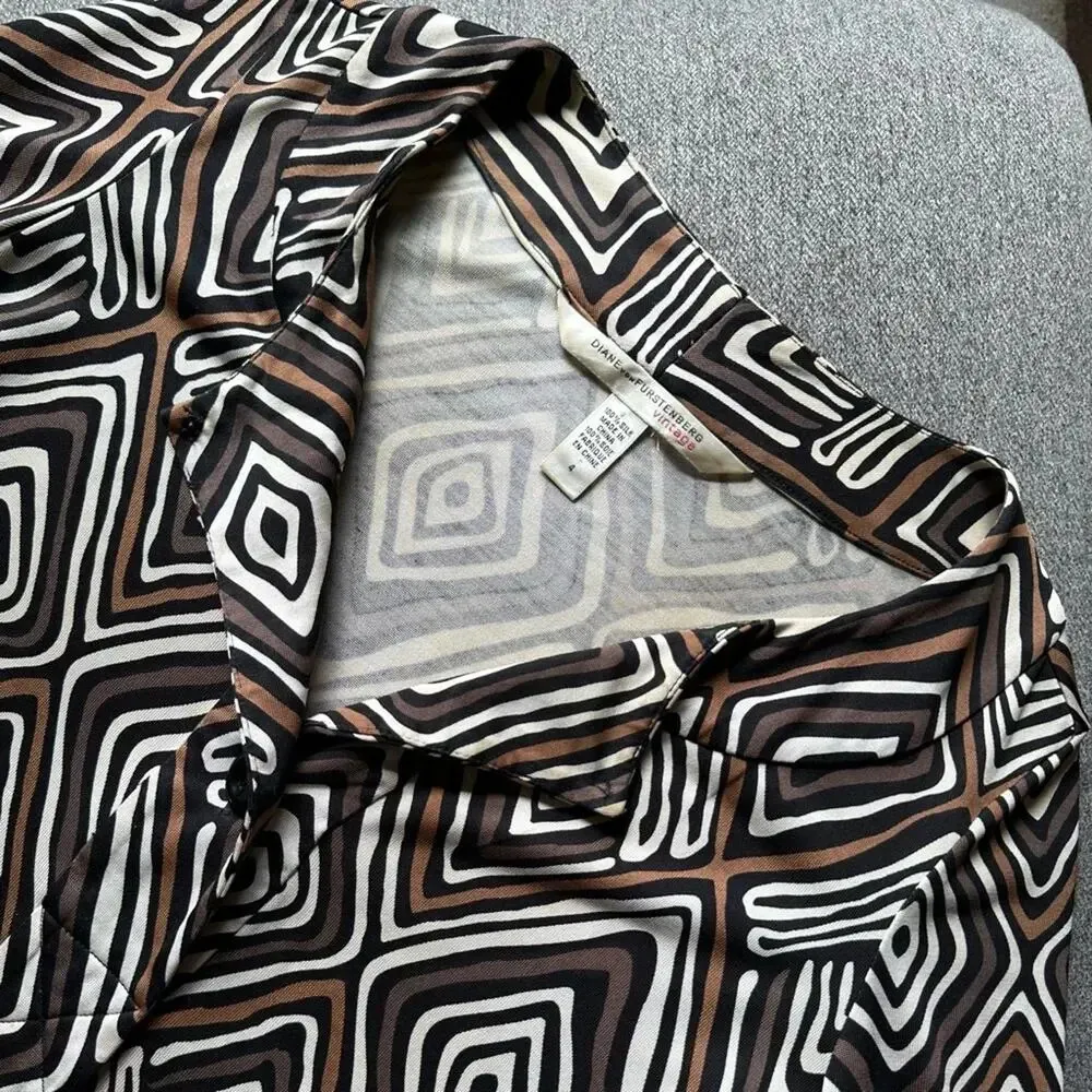 Diane Von Furstenberg Vintage 100% Silk Dress Size 4 - Image 3