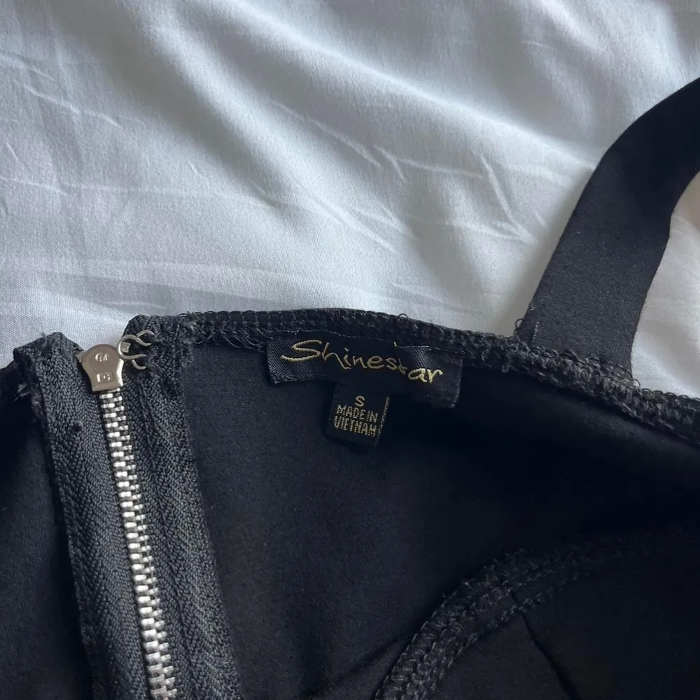 Black Tank Top Zip Up Back with Built In Padding Size Small - Image 3