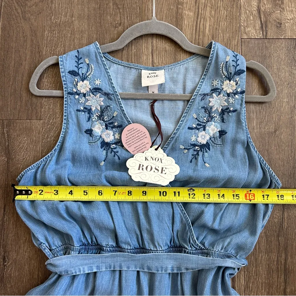 Knox Rose Chambray Denim Sleeveless Embroidered Floral Midi Flowy Dress NWT M - Image 9
