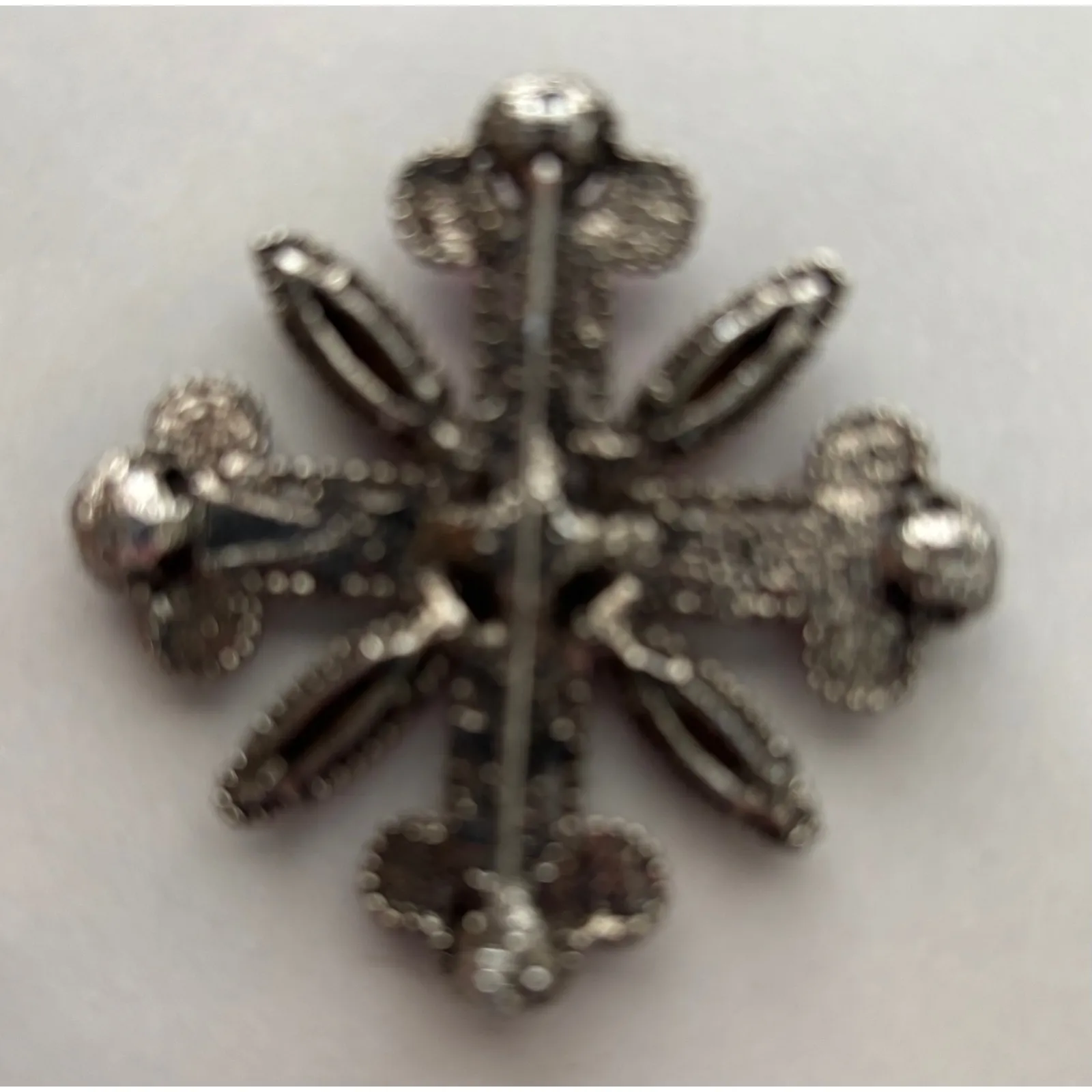 Vintage Silver Tone Metal Snowflake Maltese Cross Pink Crystal Brooch Pin 2" x2" - Image 4