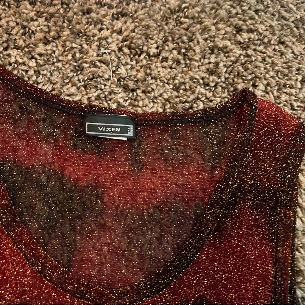 Vixen Glittery Red and Black Tank Top Size L - Image 3