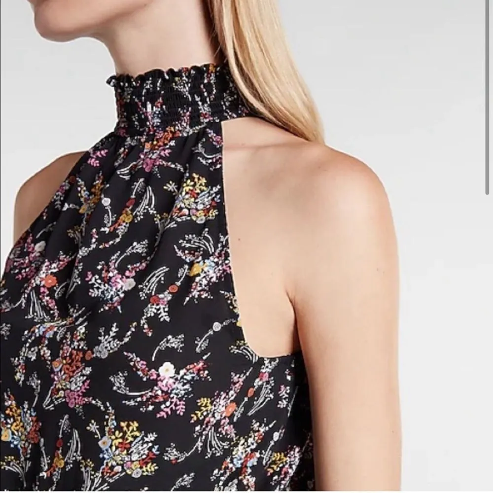 high mock neck smocked black ditsy floral midi dress size medium - Image 2