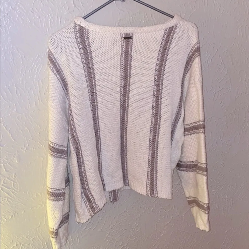 Billabong 🥰 striped sweater🥰- Med - Image 9