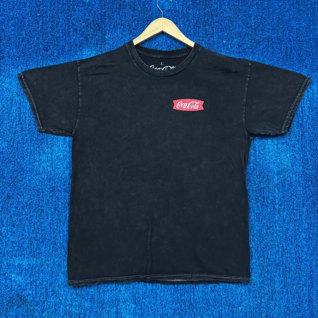 Coca Cola “Can’t Beat the Real Thing” Graphic T-Shirt Size Large  - Image 2