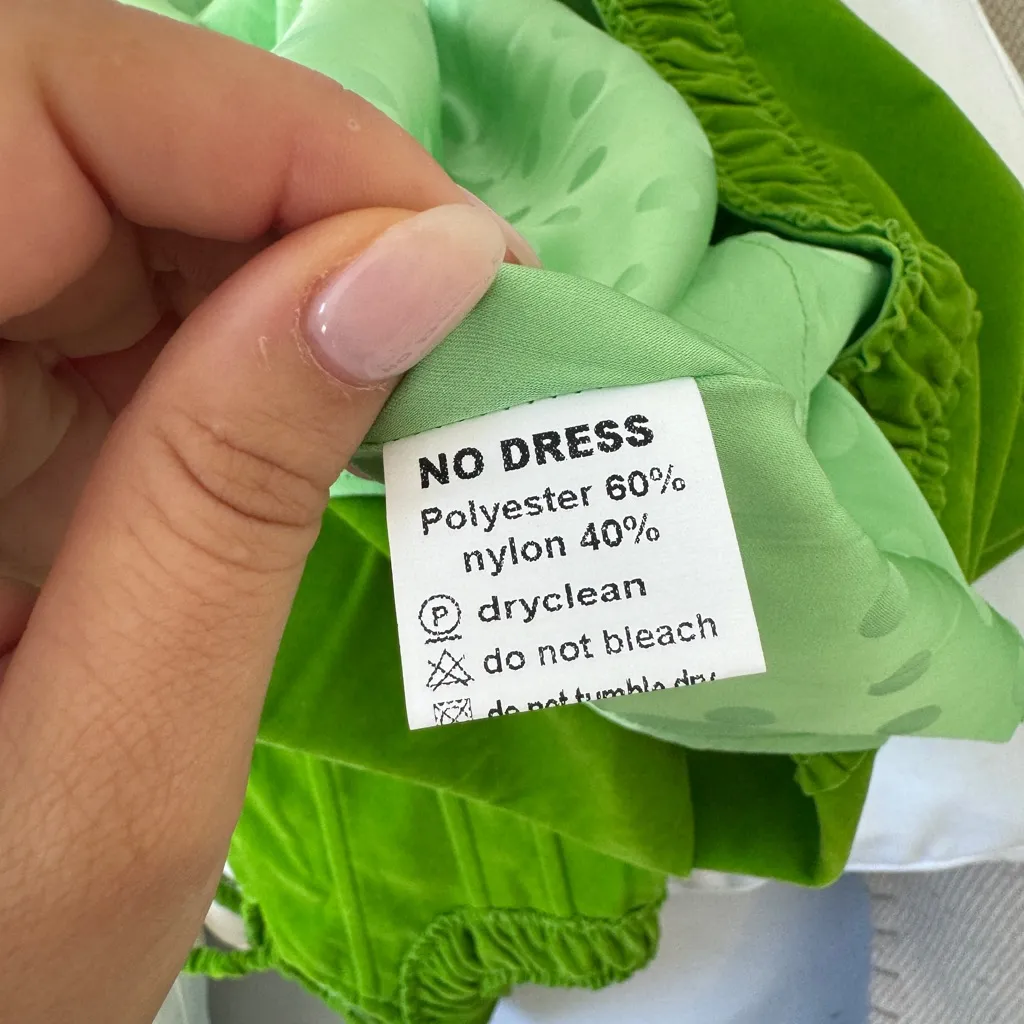 Green Velvet Dress - Image 10