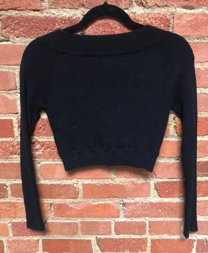 Forever 21 Long Sleeve Cropped Sweater - Image 4